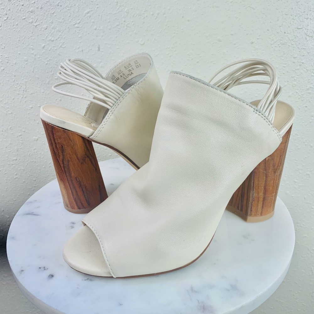 Fergie Luna Peep Toe Slingback - Picture 2 of 3